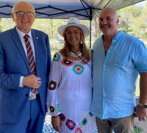Kathleen & Michael Surprise Wedding with Sydney Marriage Celebrant Michael Janz